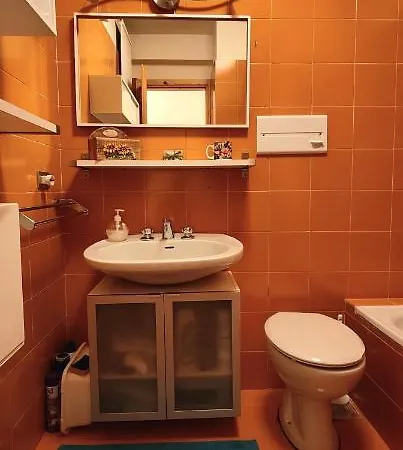 Hostdomus - Sansicario R9 *