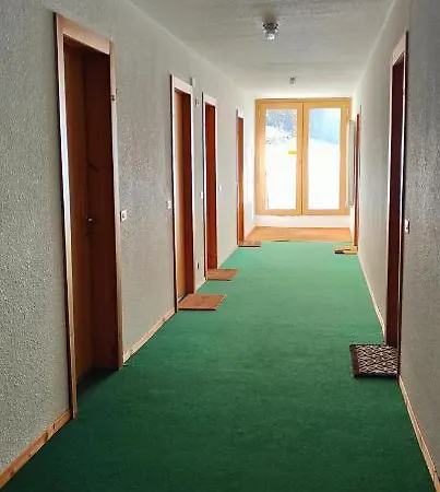 Hostdomus - Sansicario R9 Apartment Cesana Torinese